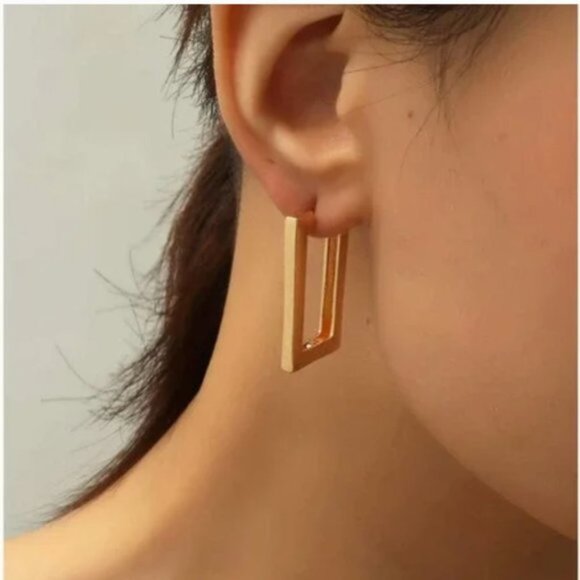14K Gold Filled Rectangle Earrings - Picture 2 of 3